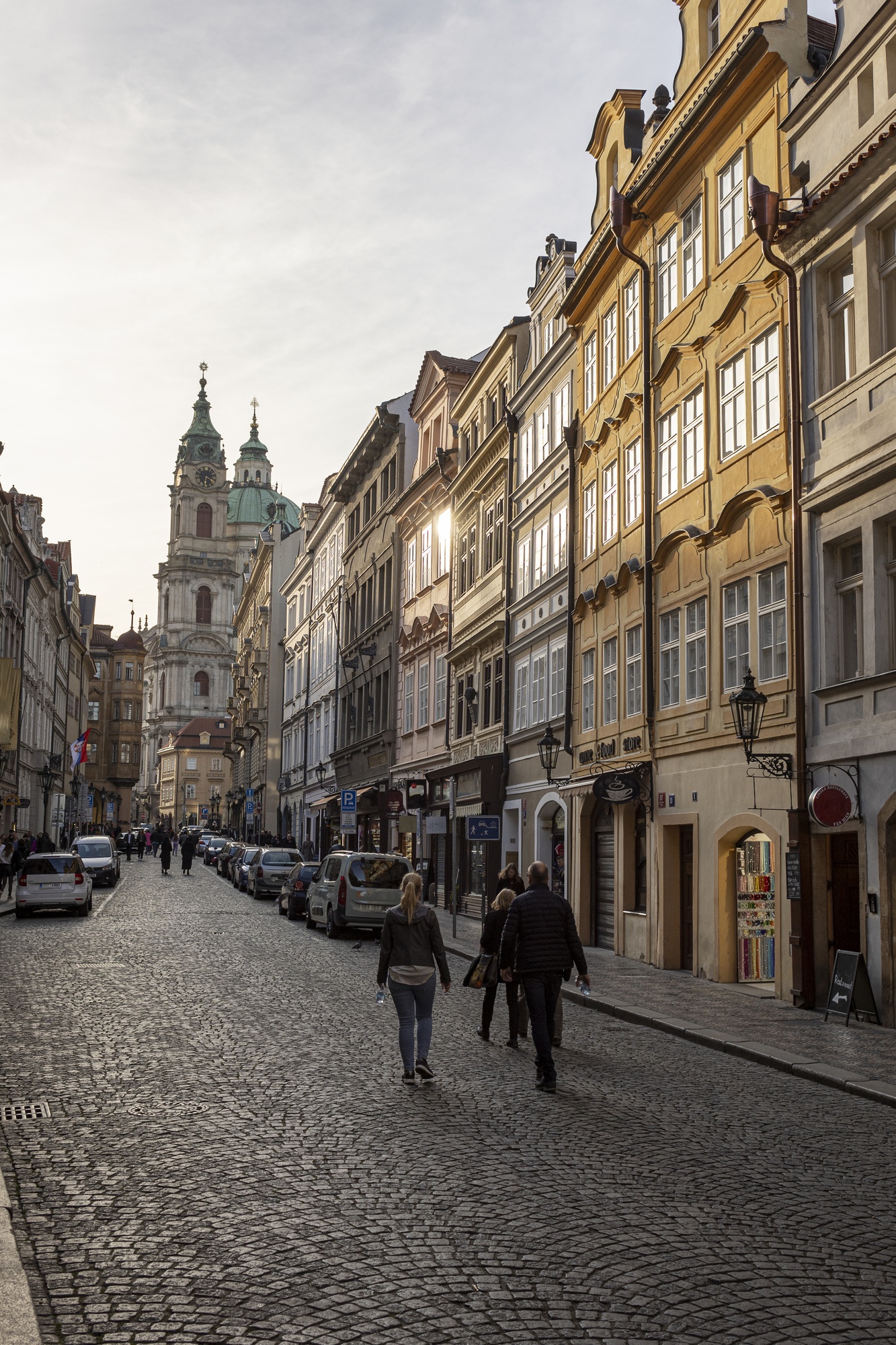 clean-city-streets-prague