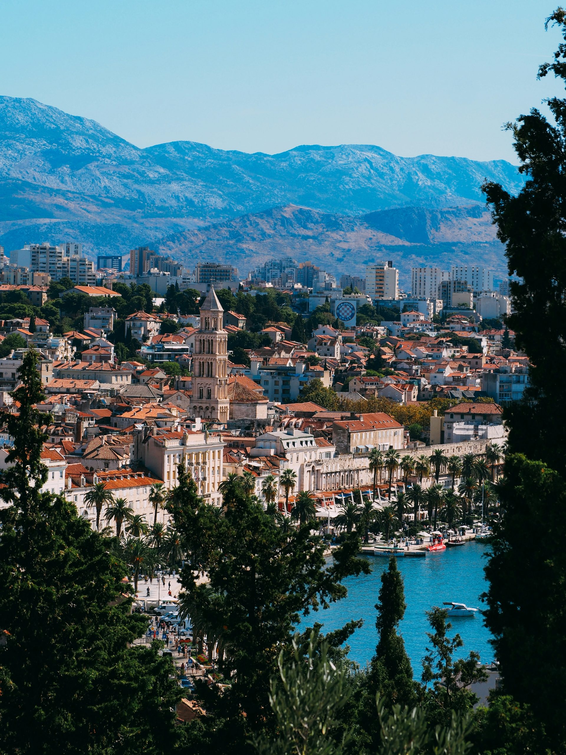 brecht-denil-g850g3Ngwjc-unsplash