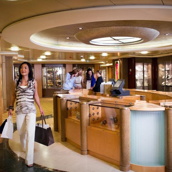 Boutiques-Celebrity-Infinity