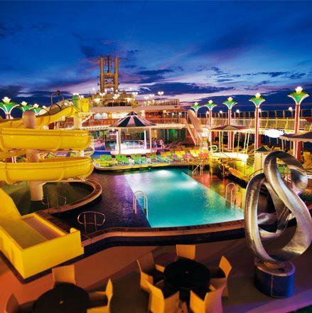 navire,norwegian-pearl_max,355,29882